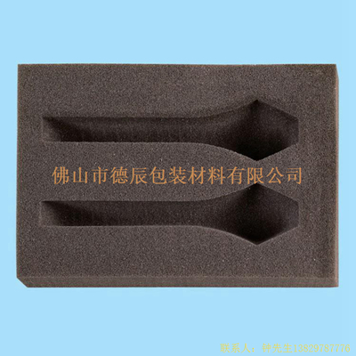 海綿內托對各行各業(yè)產品起到絕緣、密封、防震、防塵、填充、隔音、固定，能夠保護包裝產品在運輸過程中安然無恙，起到保護產品的一個作用，同時可以美化產品，提升產品檔次。